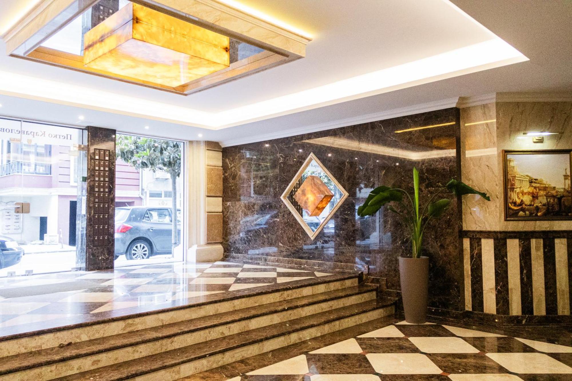 Central Luxury Antique Apartment Varna Exteriér fotografie